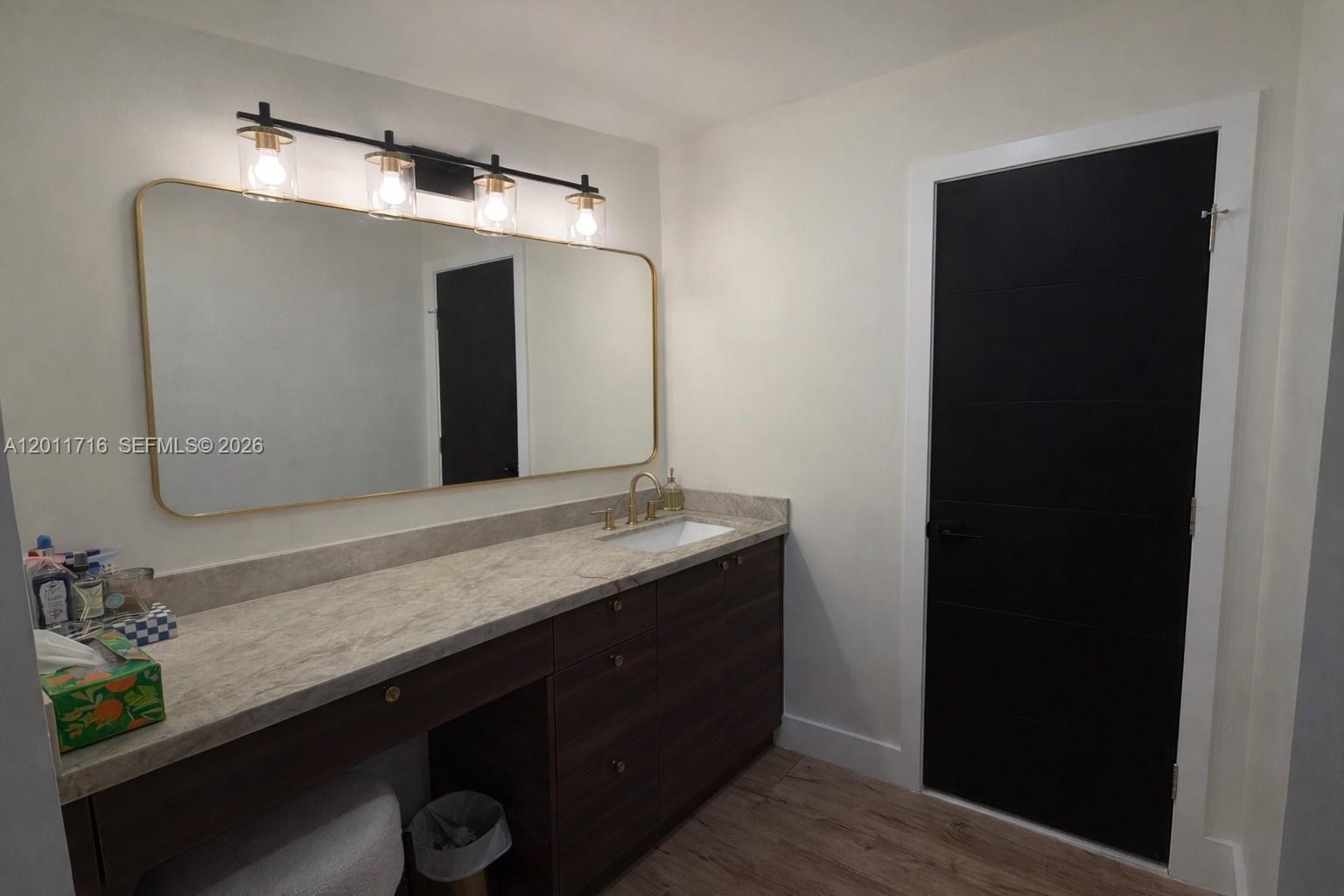 CROSSINGS VILG HOMES COND - Residential
