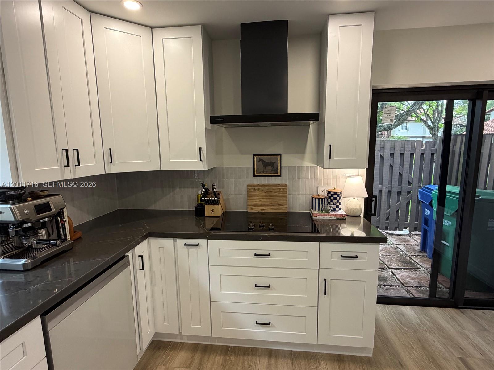 CROSSINGS VILG HOMES COND - Residential