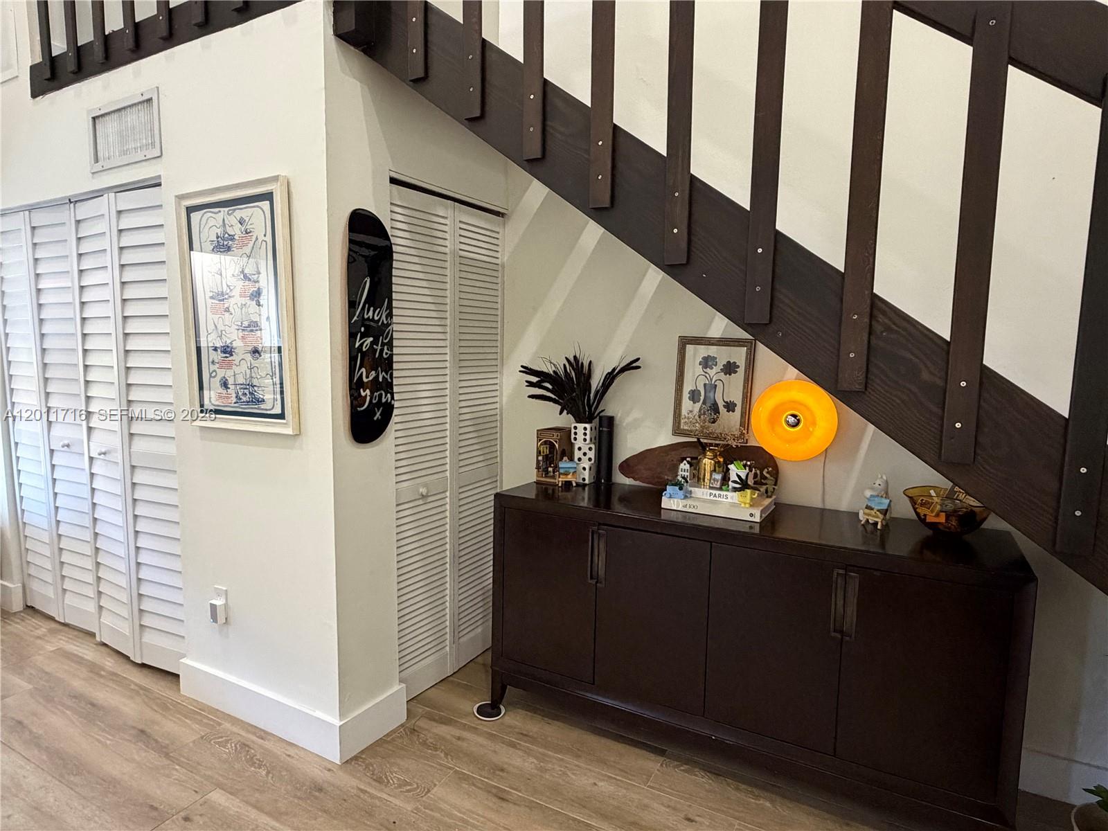 CROSSINGS VILG HOMES COND - Residential