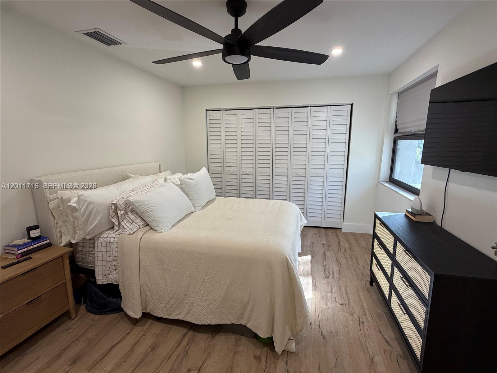CROSSINGS VILG HOMES COND - Residential