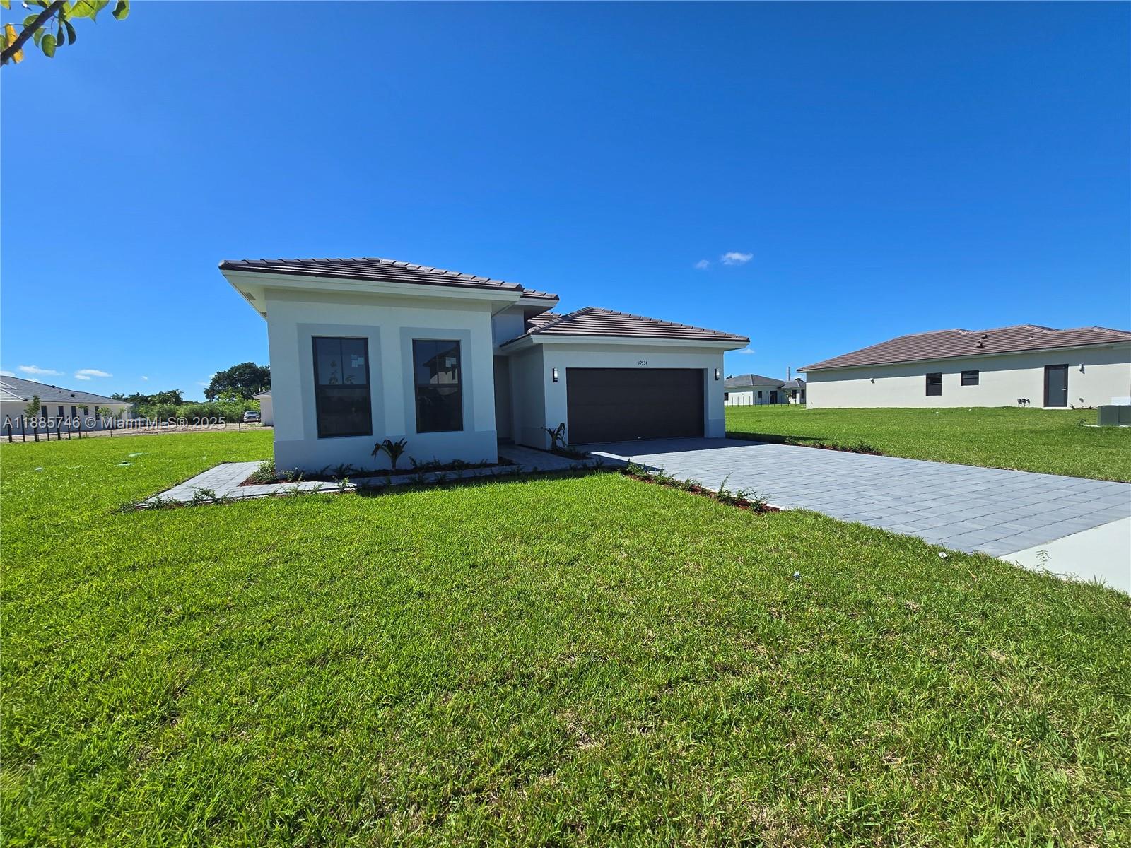 19534 SW 324th St 19534
