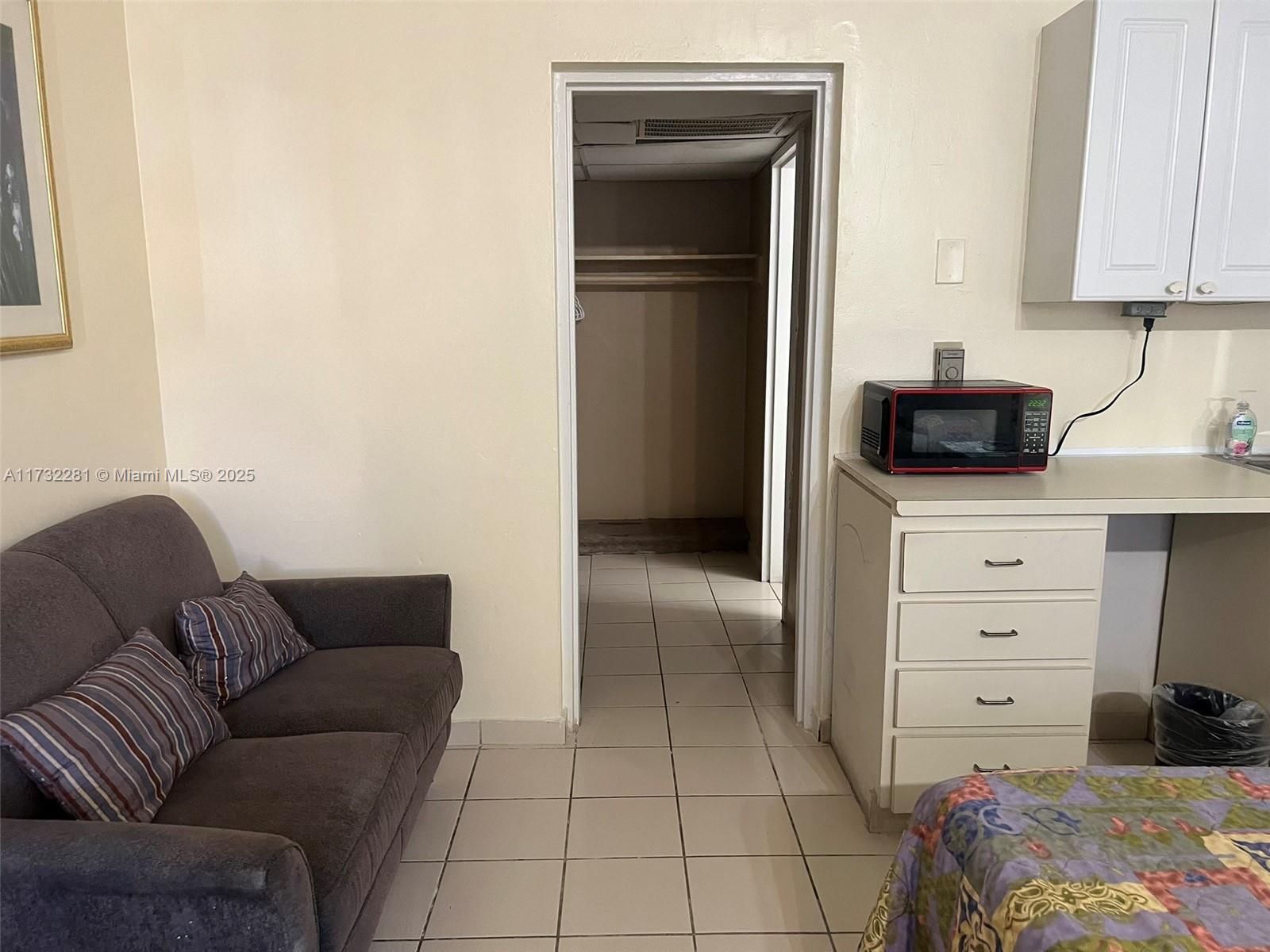 26 Diplomat Pkwy 2332