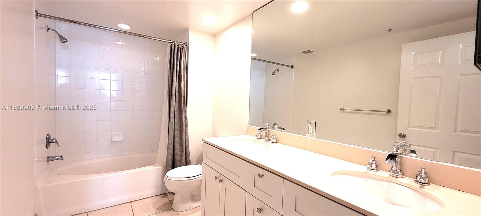 CITE CONDO - Residential