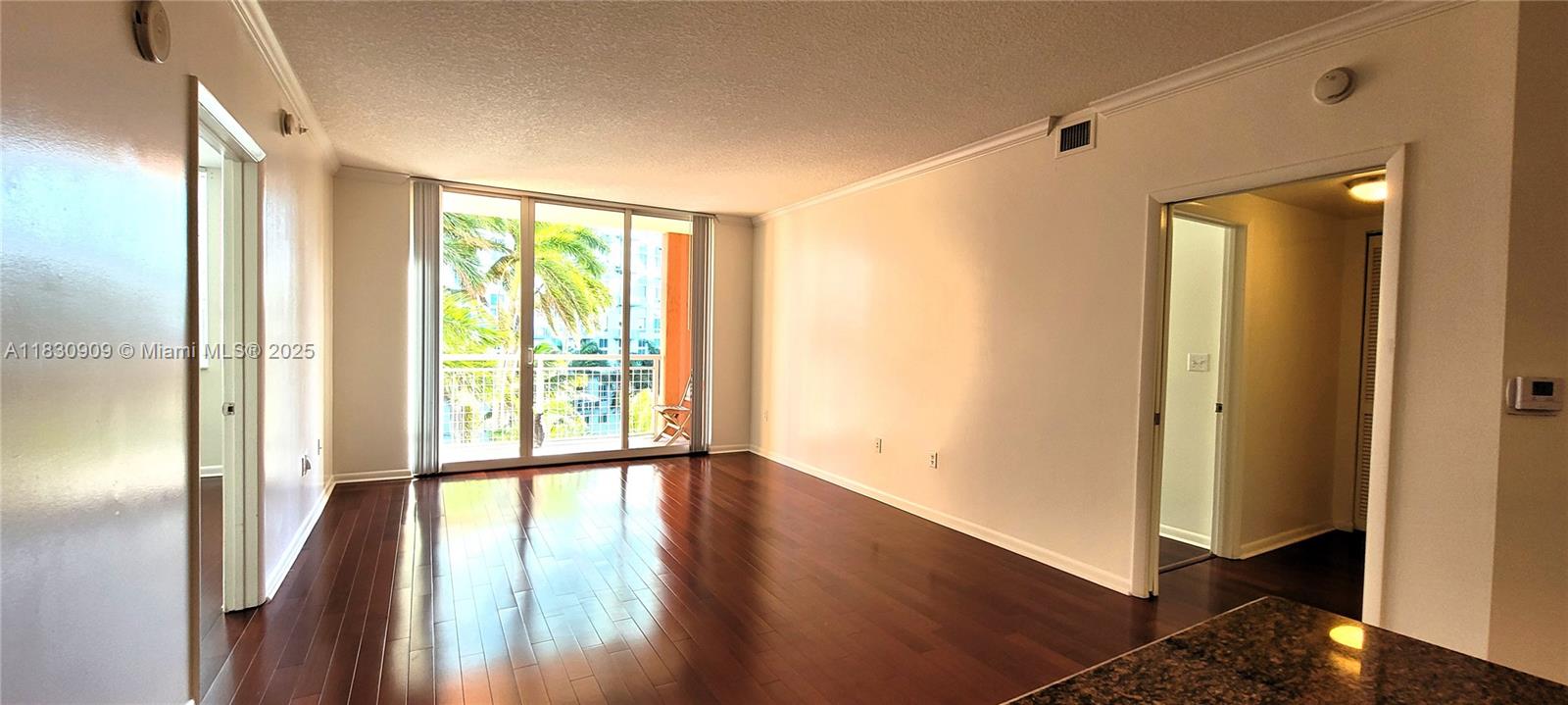 CITE CONDO - Residential