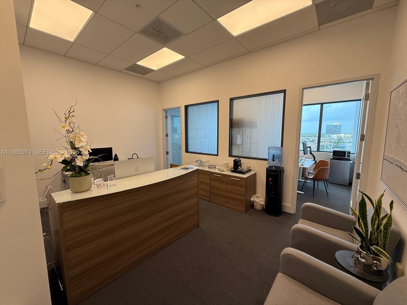 19790 W Dixie Hwy 611