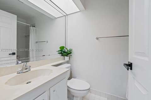 Tiny photo for 2215 SE 7th Pl, Homestead, FL 33033 (MLS # A12076104)