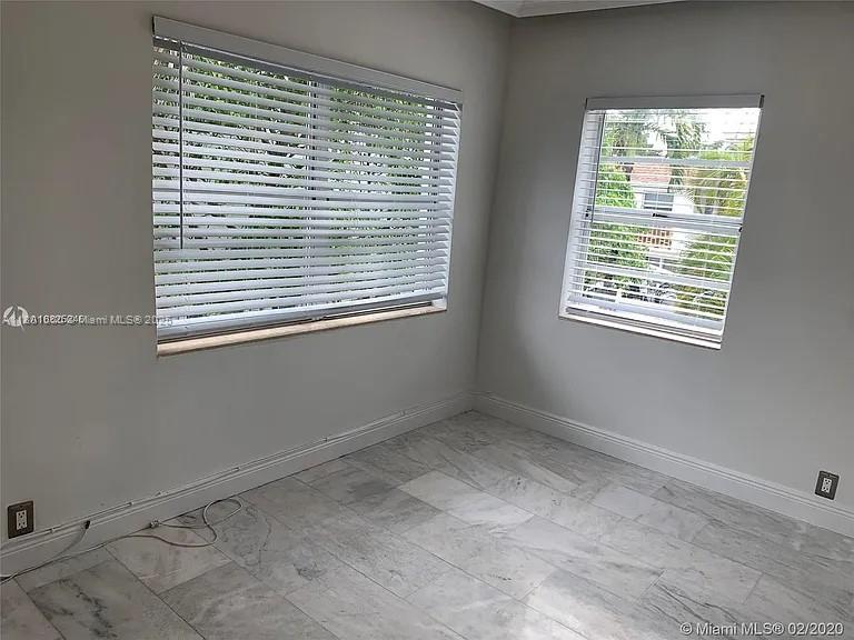 928 JEFFERSON CONDO - Residential