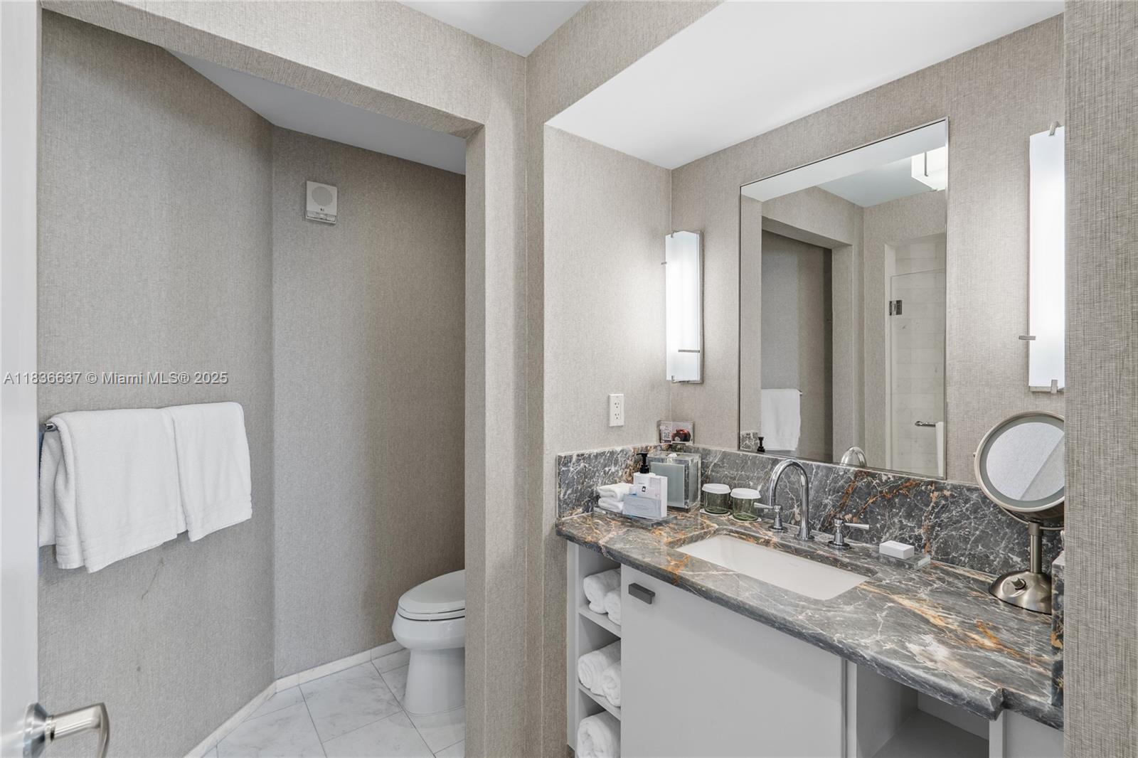 551 FLB CONDOMINIUM RESID - Residential