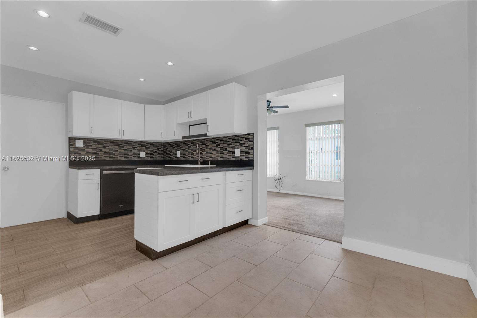 PARADISE GARDENS SEC 3 - Residential