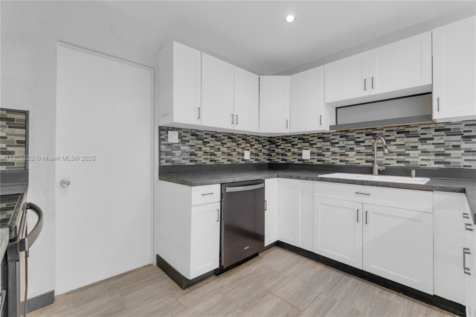 PARADISE GARDENS SEC 3 - Residential