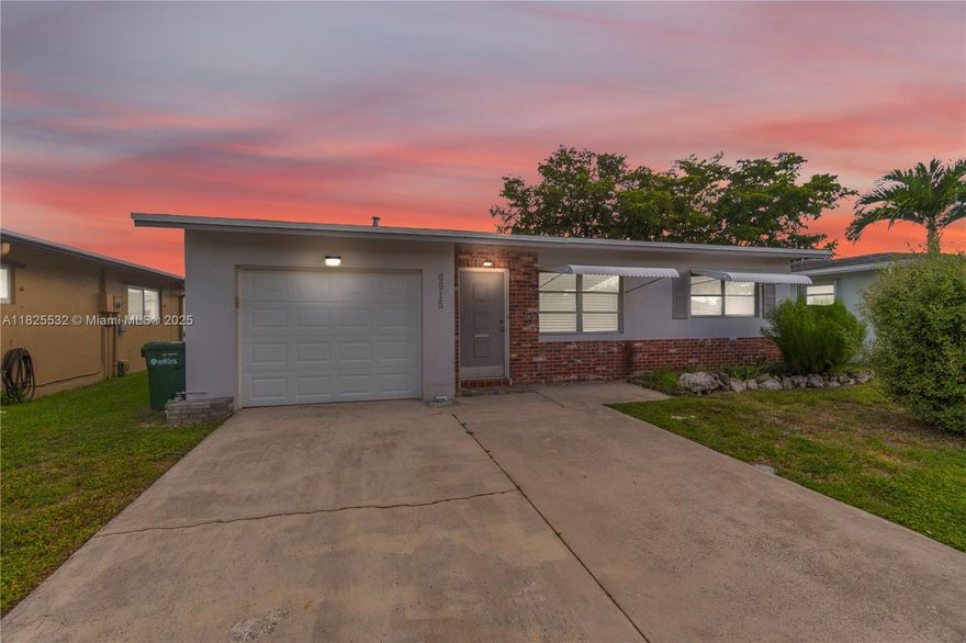 THIS IS 55+ PLUS COMMUNITY, AT LEAST ONE PERSON MUST BE OVER 55. ****NEW ROOF IN 2018***NEW AC 2025***UPDATED KITCHEN***UPDATED BATHROOM****UPDATED ELECTRICAL PANEL****FLORIDA ROOM***ONE CAR GARAGE AND TWO CAR DRIVEWAY**** LOCATED IN DESIRABLE PARADISE GARDENS 3***
HOA FEE COVER LAWN CARE AND ACCESS TO THE COMMUNITY POOL, GYM AND COMMUNITY ROOM FOR $113 PER MONTH. CONVEIENTLY LOCATED TO SHOPPING, DINING AND ALL MAJOR HIGHWAYS. HOA REQUIRES AT LEAST  700 CREDIT SCORE. RENTAL AFTER 1 YEAR OF ONWNERSHIP** NO SELLERS DISCLOSURE AS THE BANK IS HANDLING THE ESTATE AND NEVER LIVED AT THE PROPERTY***SEE BROKER REMARKS