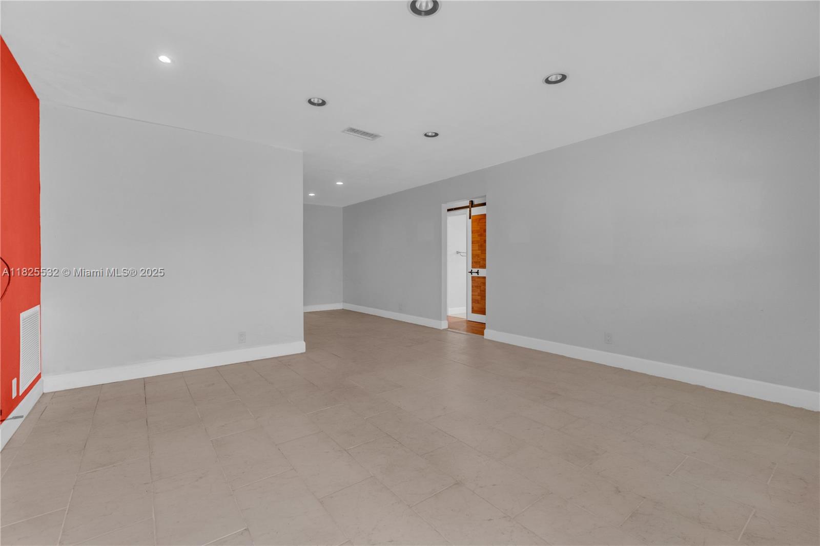 PARADISE GARDENS SEC 3 - Residential