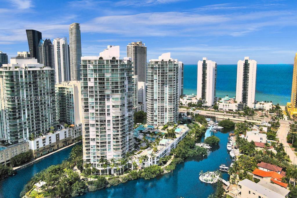 OCEANIA V CONDO - Residential
