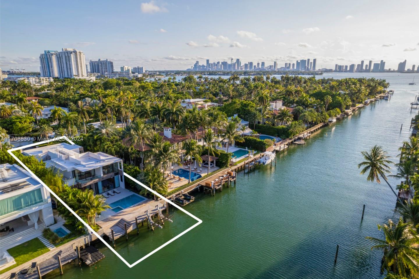 SUNSET ISLANDS-ISLAND N3 - Residential