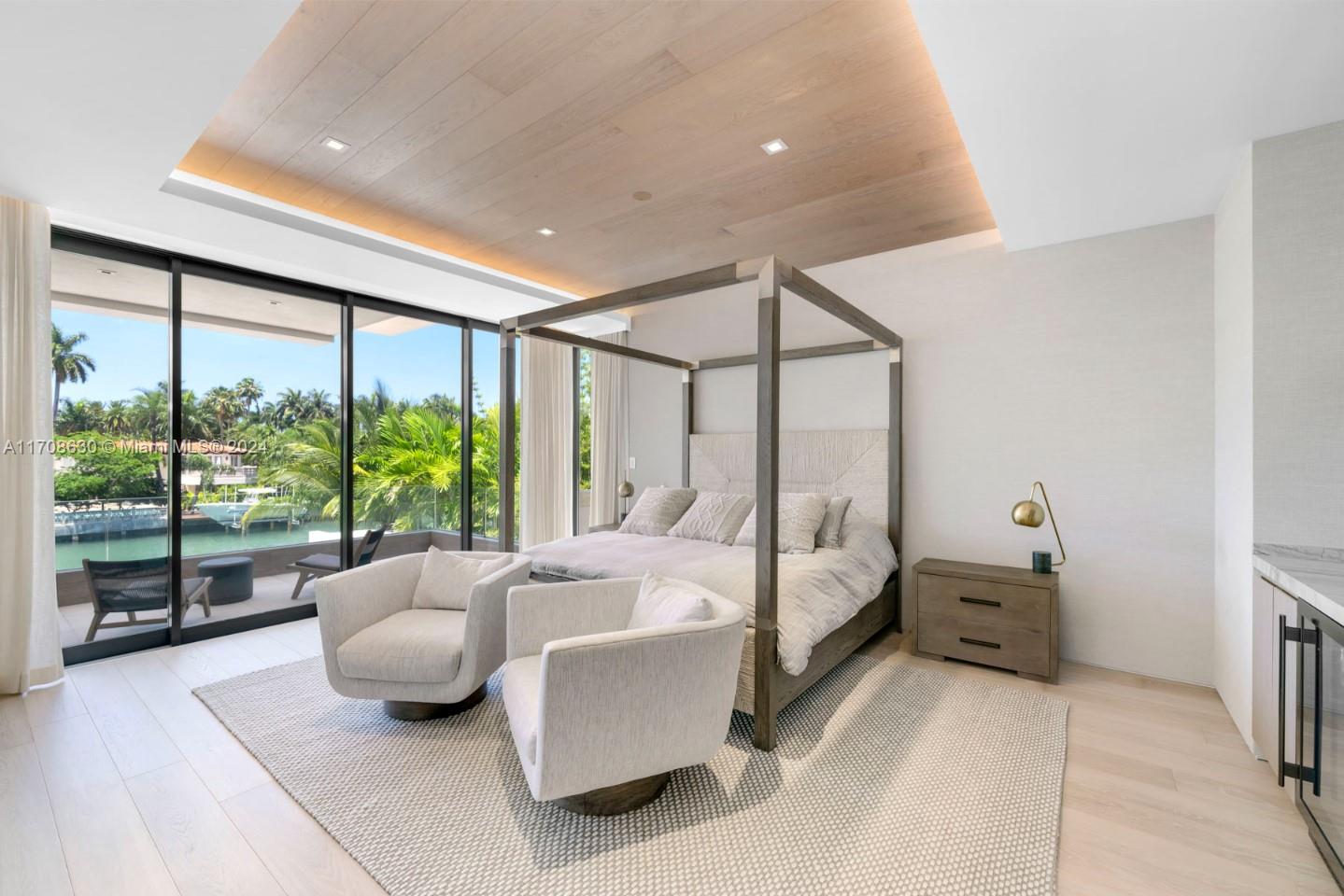SUNSET ISLANDS-ISLAND N3 - Residential