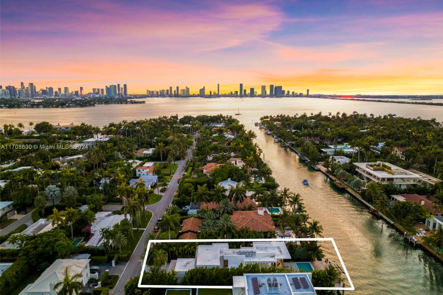 SUNSET ISLANDS-ISLAND N3 - Residential