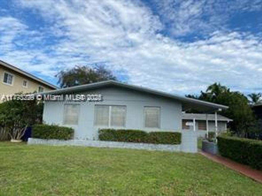 This charming fourplex is located in an excellent area, in the heart of Ojus, within a great school district. It offers easy access to major highways, as well as shops, restaurants, and universities. Three of the units are 1-bedroom, 1-bathroom, while the fourth unit features 2 bedrooms, 2 bathrooms, and an additional den. All units have separate meters for added privacy and convenience. Additionally, there is ample street parking available.