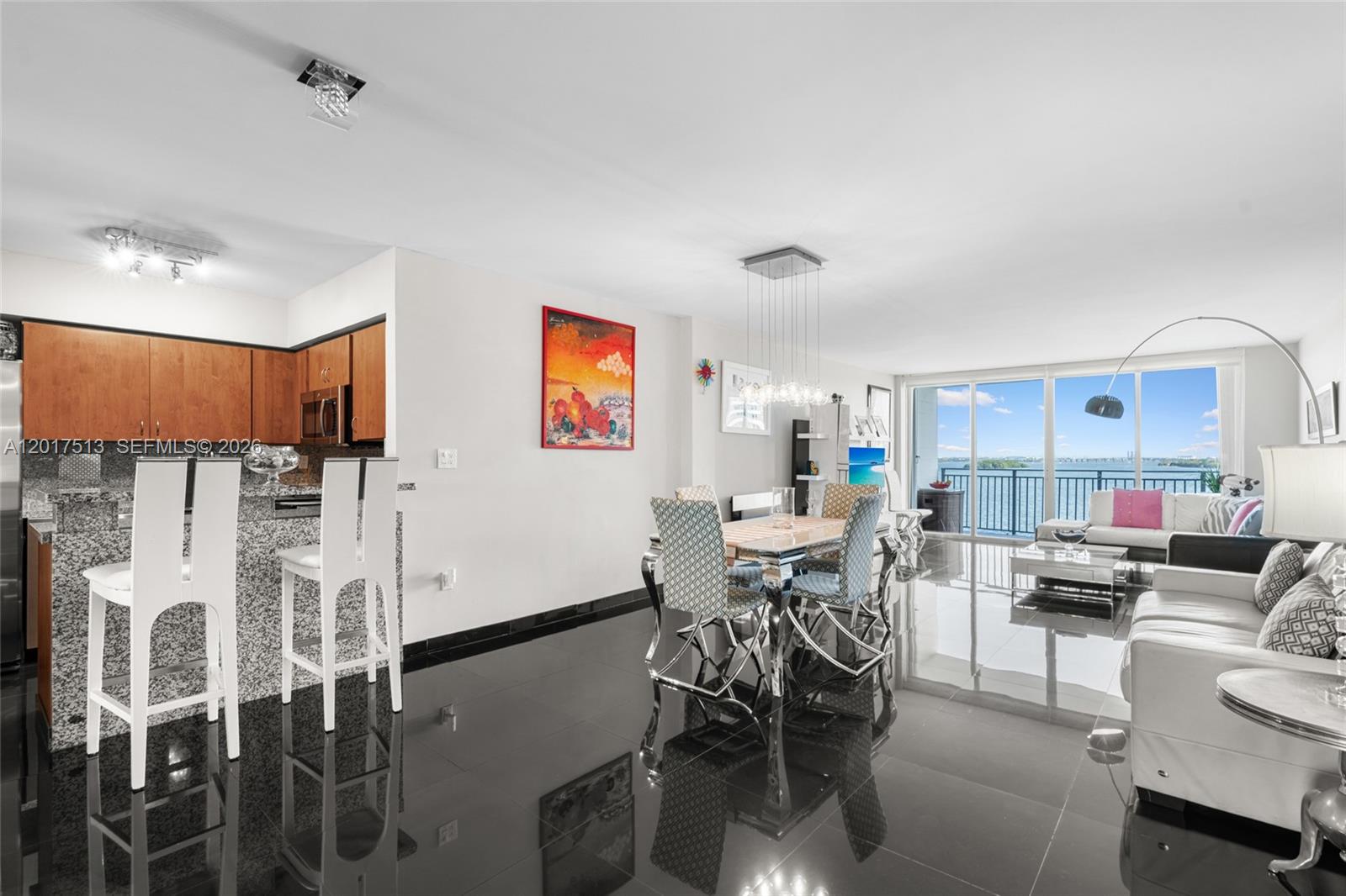 PALM BAY CONDOMINIUM - Residential
