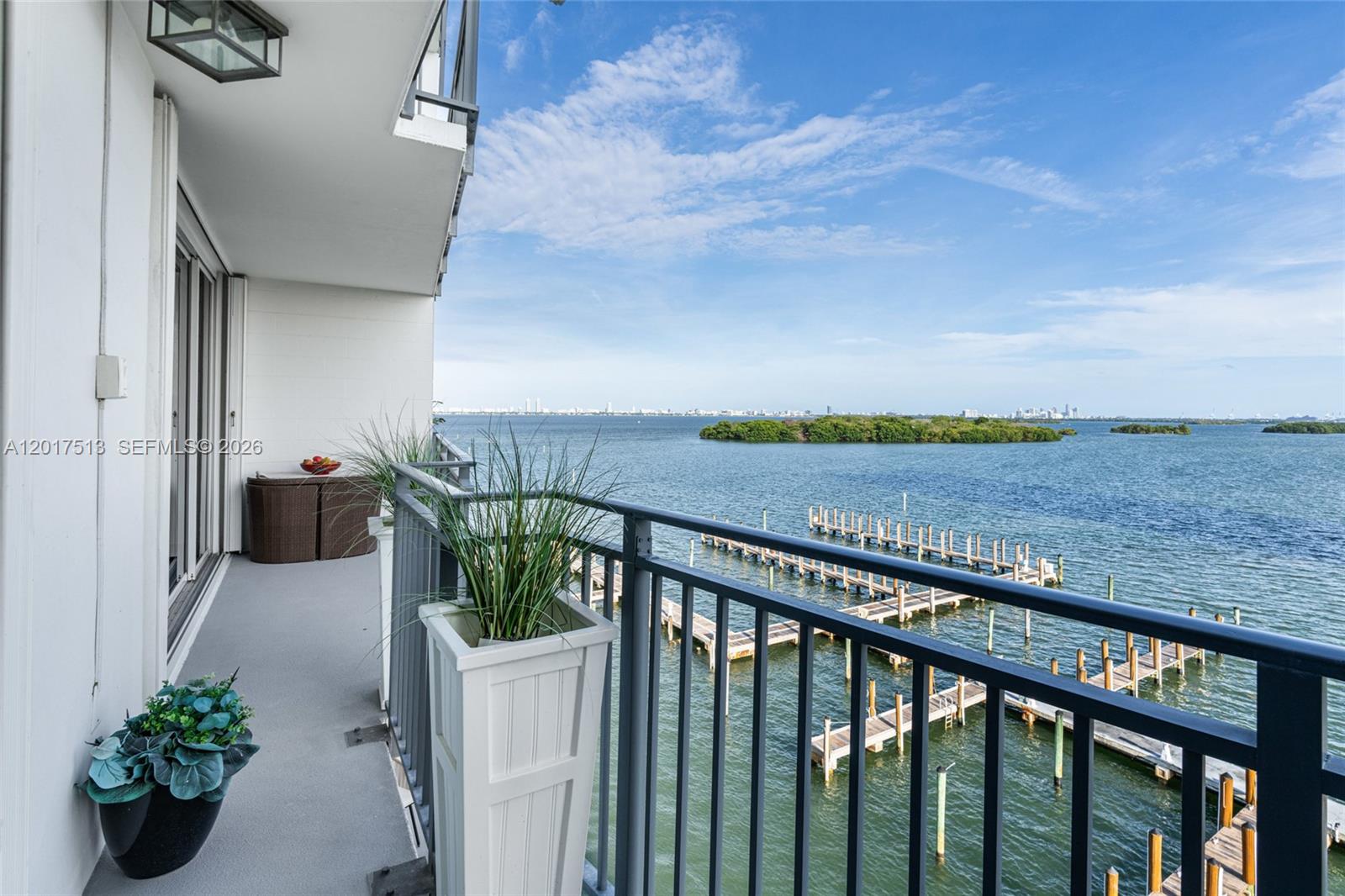 PALM BAY CONDOMINIUM - Residential