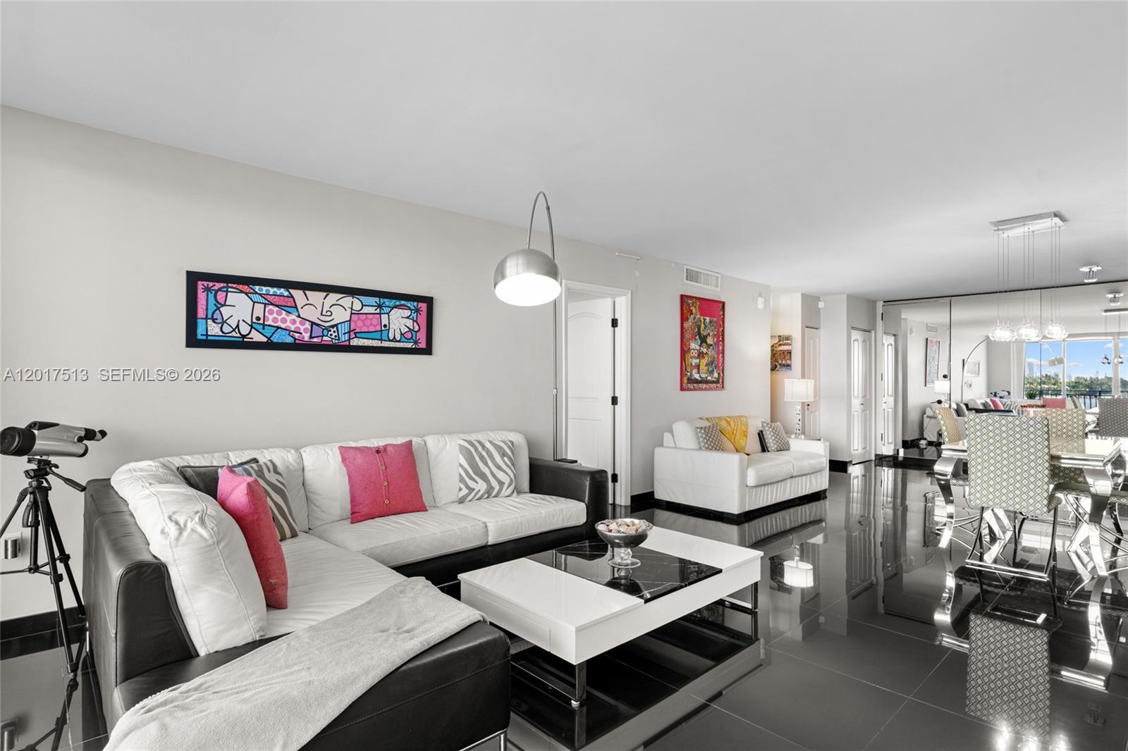 PALM BAY CONDOMINIUM - Residential