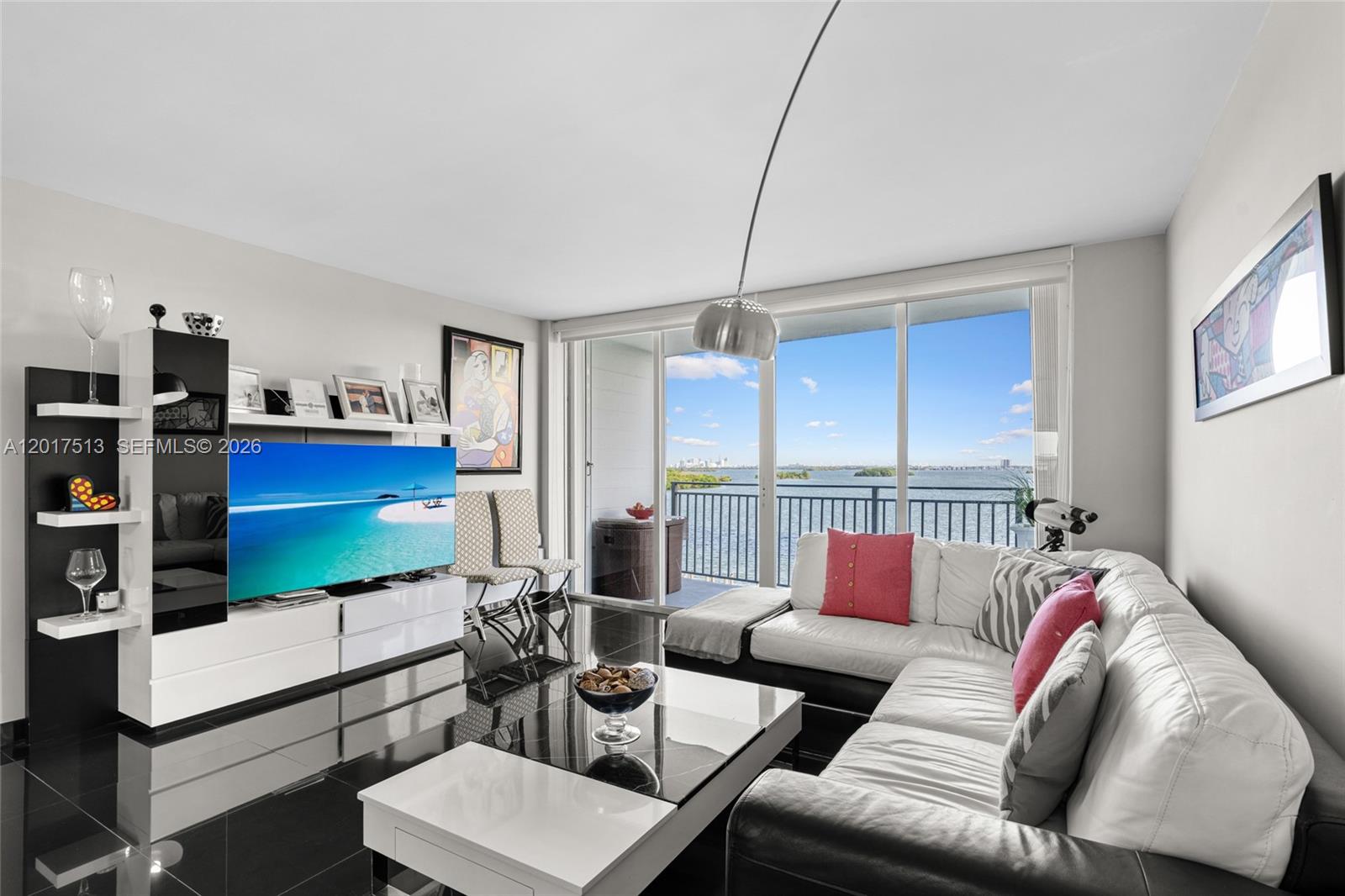 PALM BAY CONDOMINIUM - Residential
