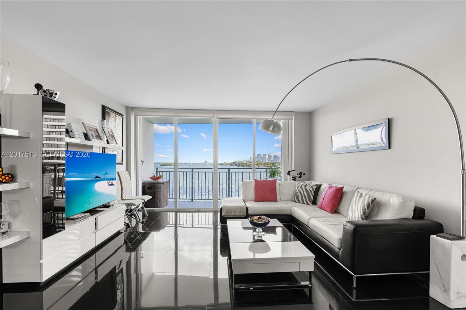 PALM BAY CONDOMINIUM - Residential