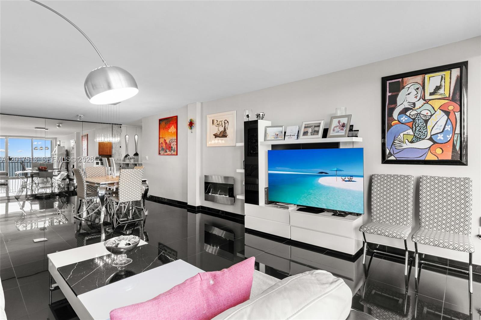 PALM BAY CONDOMINIUM - Residential
