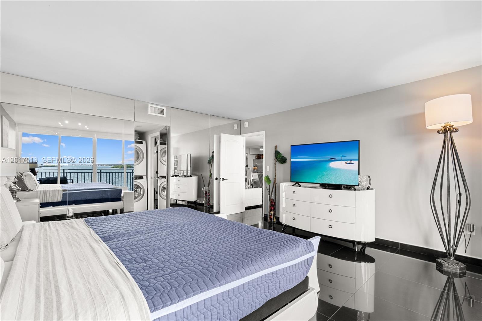 PALM BAY CONDOMINIUM - Residential