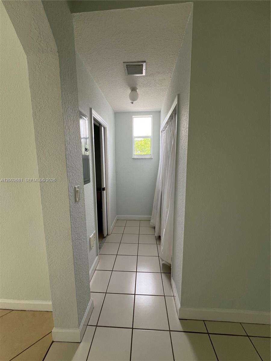 COURTYARDS FOUR CONDO - Residential