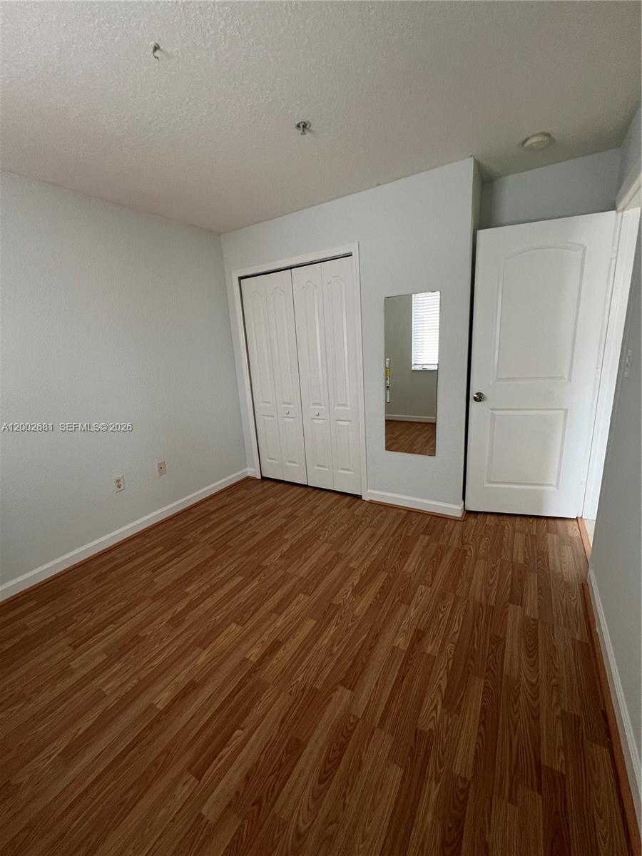 COURTYARDS FOUR CONDO - Residential