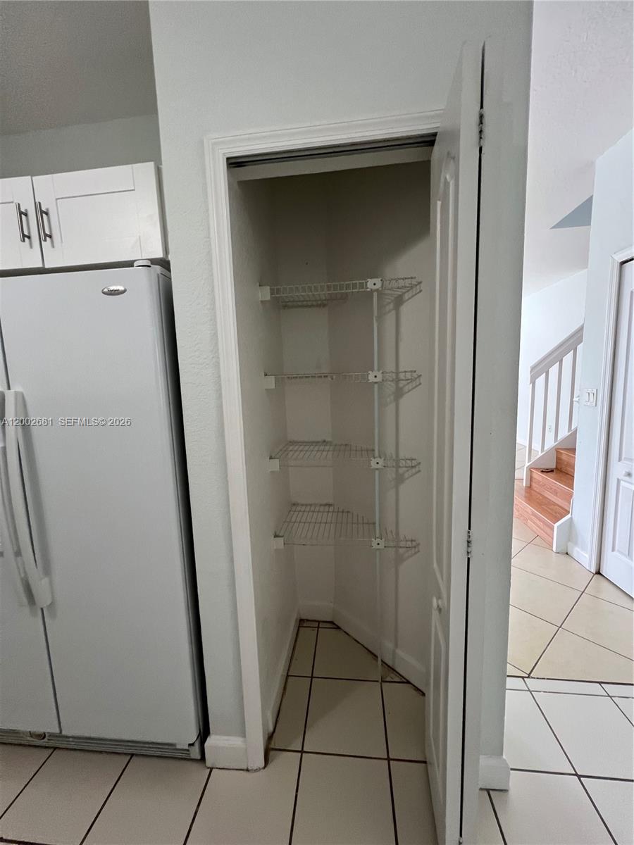 COURTYARDS FOUR CONDO - Residential