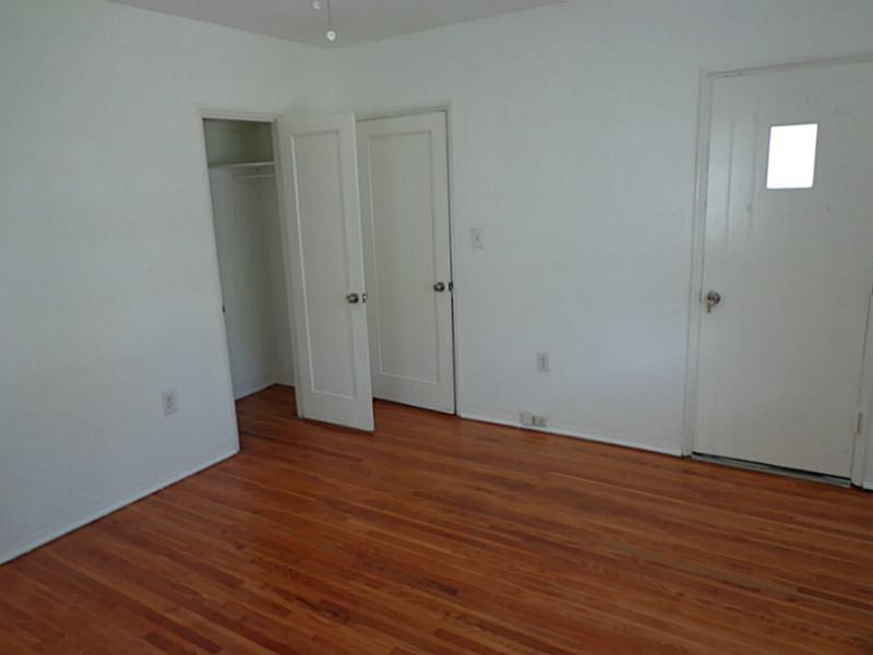 ALTOS DEL MAR NO 6 - Residential Lease