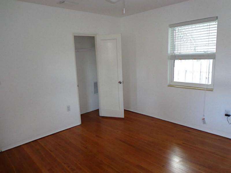 ALTOS DEL MAR NO 6 - Residential Lease