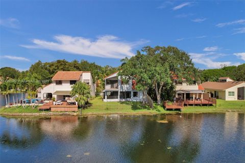 A home in Cooper City