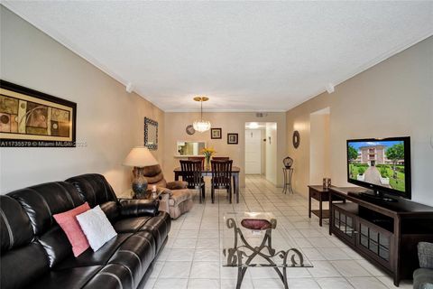 1100 Hillcrest Ct 302 Hollywood FL 33021