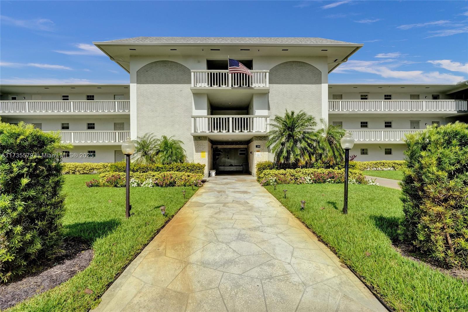 HILLCREST CONDO NO 5 - Residential