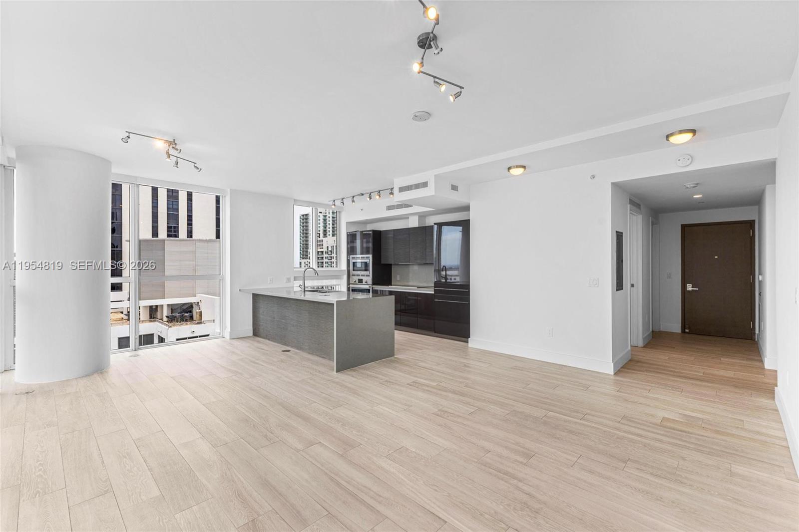 1080 Brickell Ave 3909