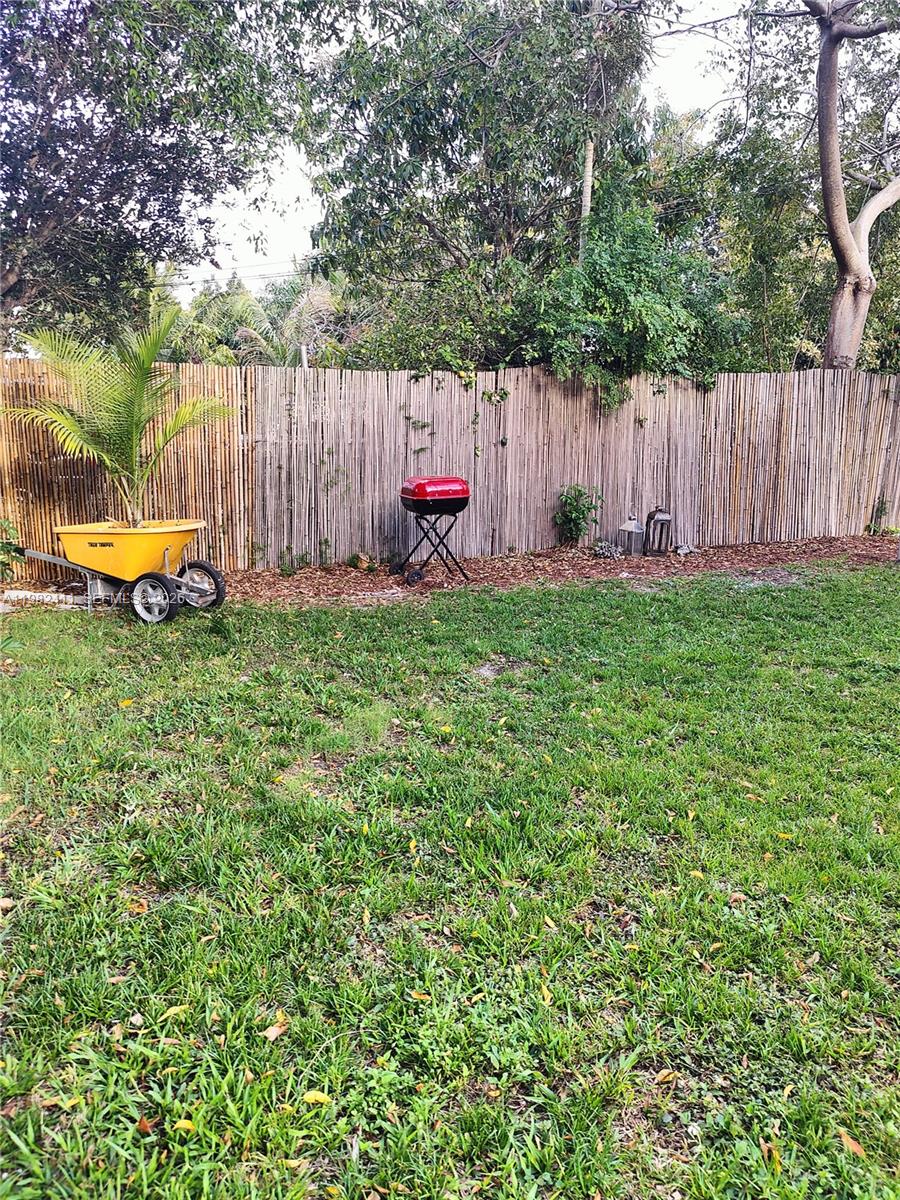 BETTY & RONNIE SUB - Residential Lease