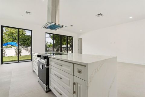 Tiny photo for 1515 SW 40th Ter, Fort Lauderdale, FL 33317 (MLS # A12007325)