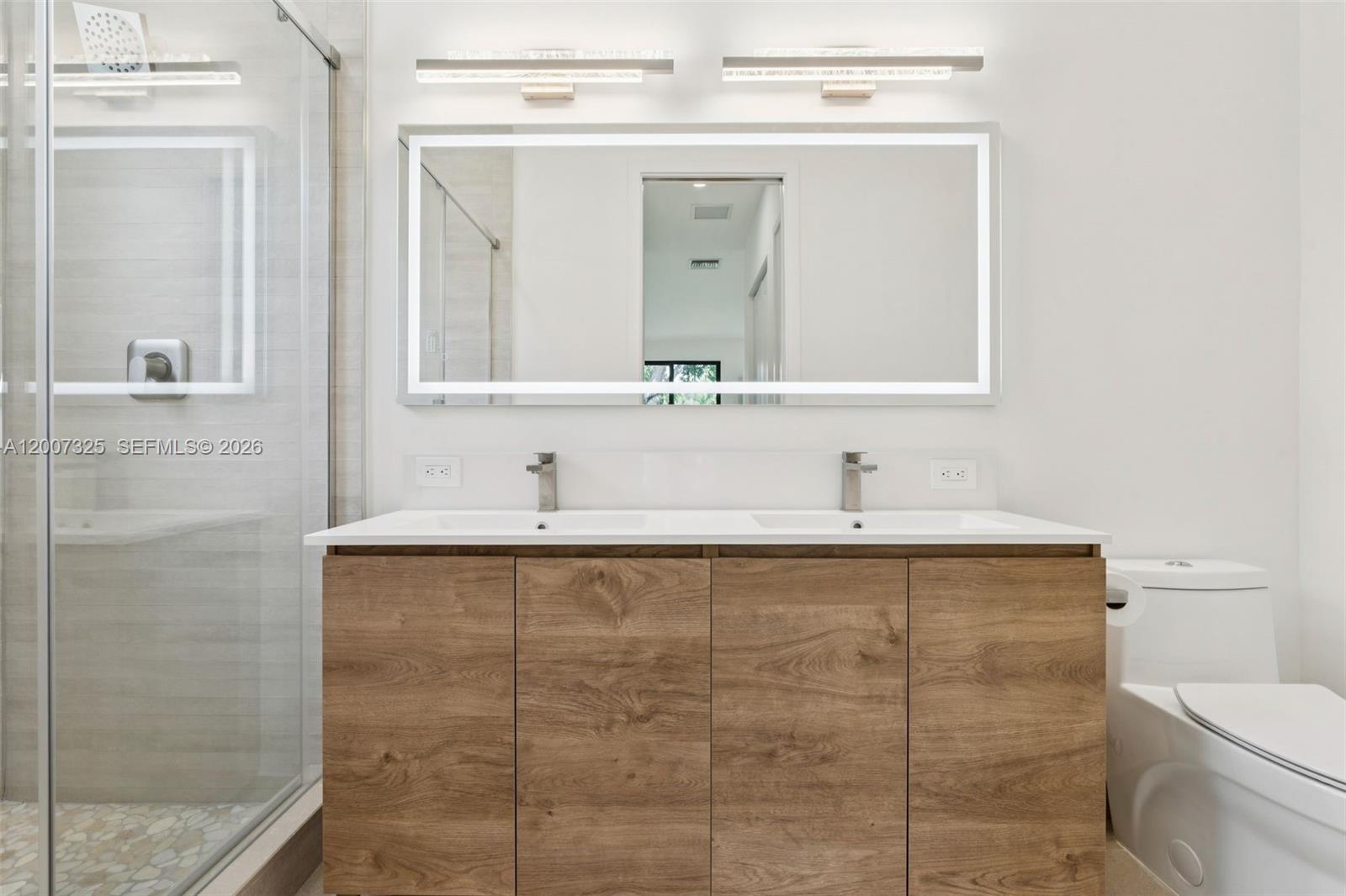 COLLIER GROVES - Residential