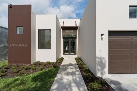 Tiny photo for 1515 SW 40th Ter, Fort Lauderdale, FL 33317 (MLS # A12007325)