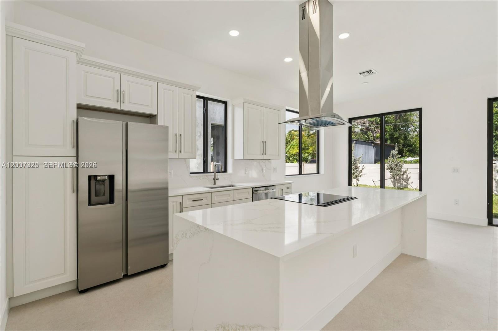 COLLIER GROVES - Residential