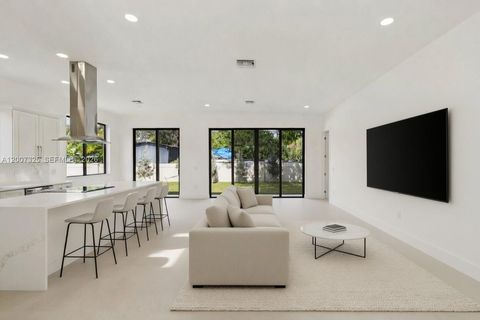 Tiny photo for 1515 SW 40th Ter, Fort Lauderdale, FL 33317 (MLS # A12007325)