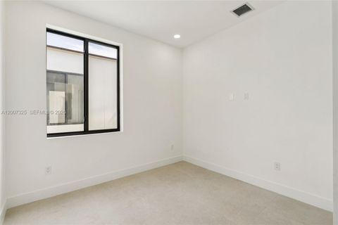 Tiny photo for 1515 SW 40th Ter, Fort Lauderdale, FL 33317 (MLS # A12007325)