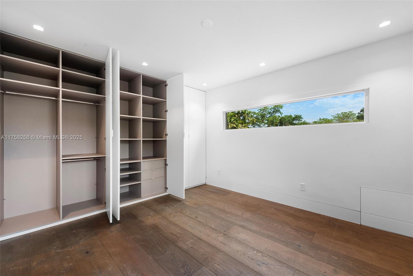 COCOPLUM SEC 1 - Residential