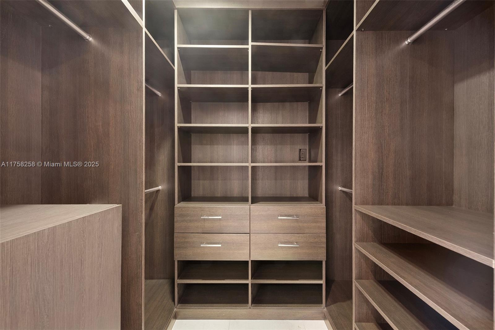 COCOPLUM SEC 1 - Residential