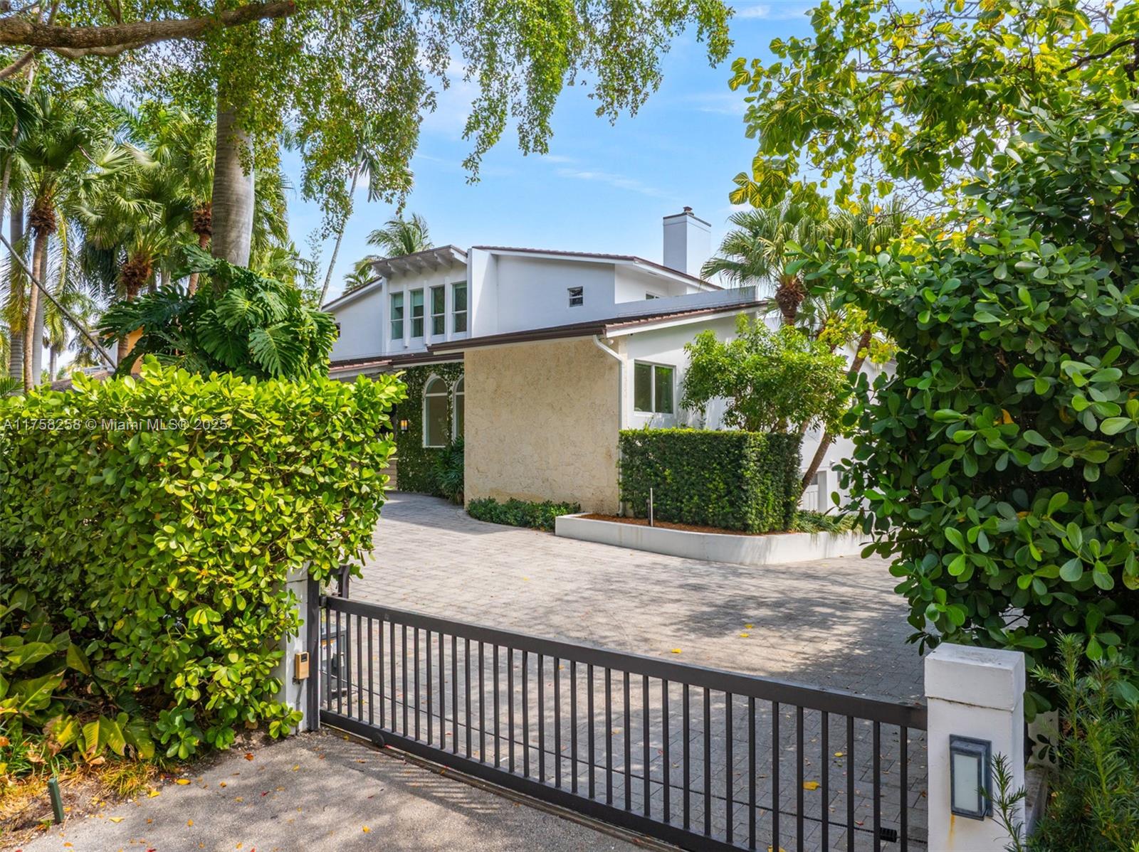 COCOPLUM SEC 1 - Residential