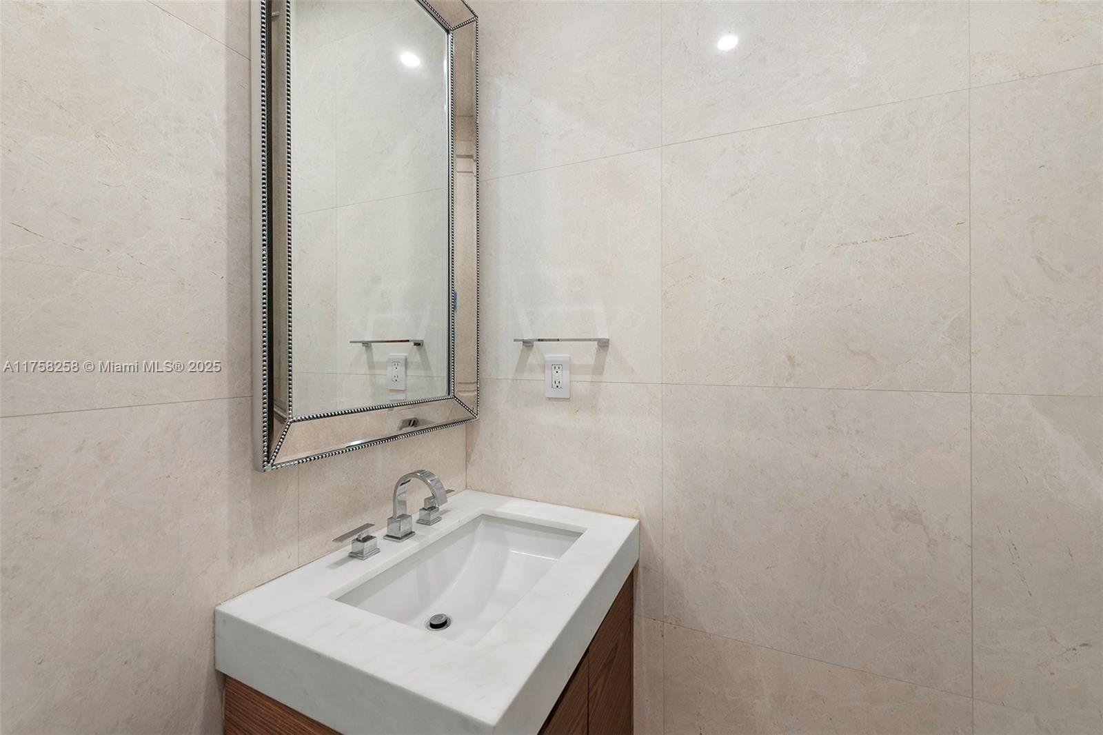 COCOPLUM SEC 1 - Residential