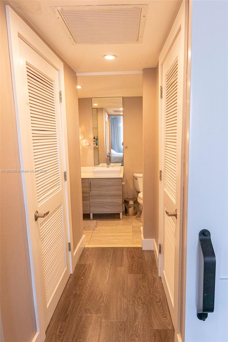 401 BLU OF NORTH BEACH CO - Residential