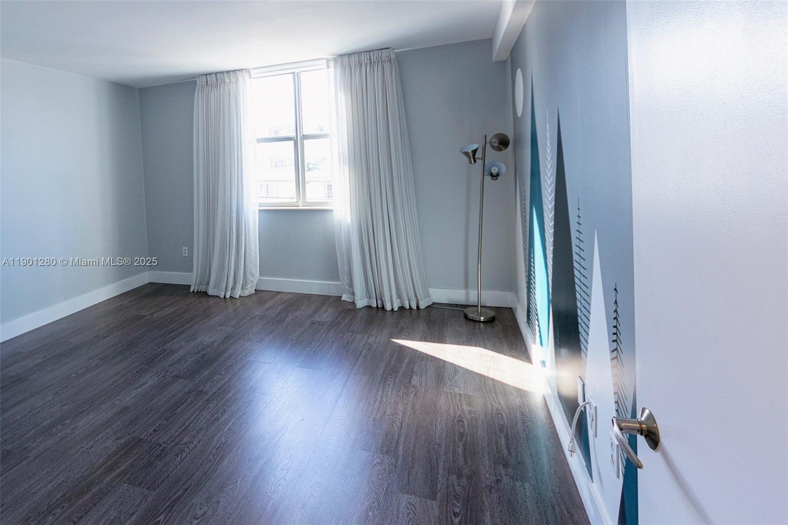 401 BLU OF NORTH BEACH CO - Residential